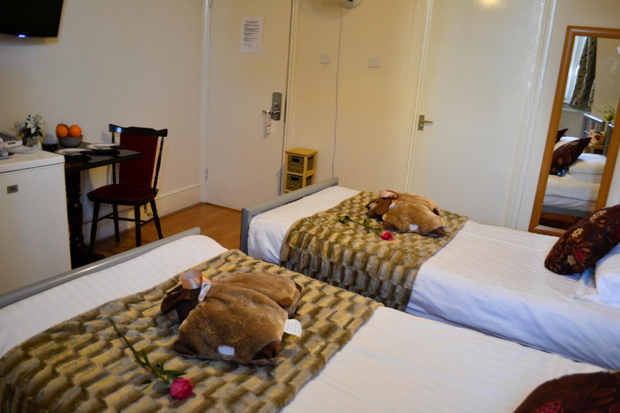 ザ ブリッジ ホテル ロンドン 部屋 写真